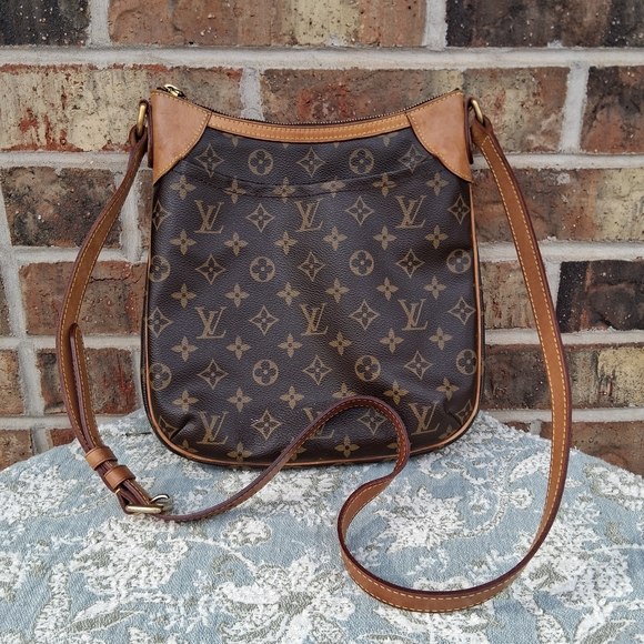 π AUTHINTIC Louis Vuitton Odeon PM Vintage Retired Crossbody Bag Purse EUC - Picture 2 of 16